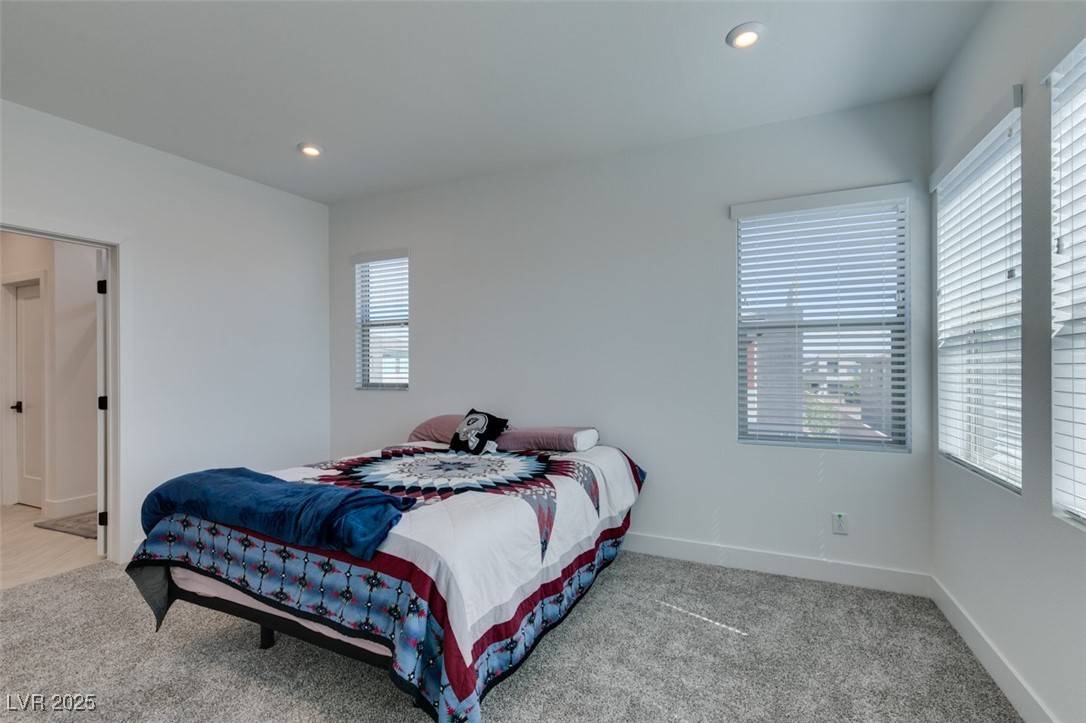 Las Vegas, NV 89141,9844 Kings Glen ST
