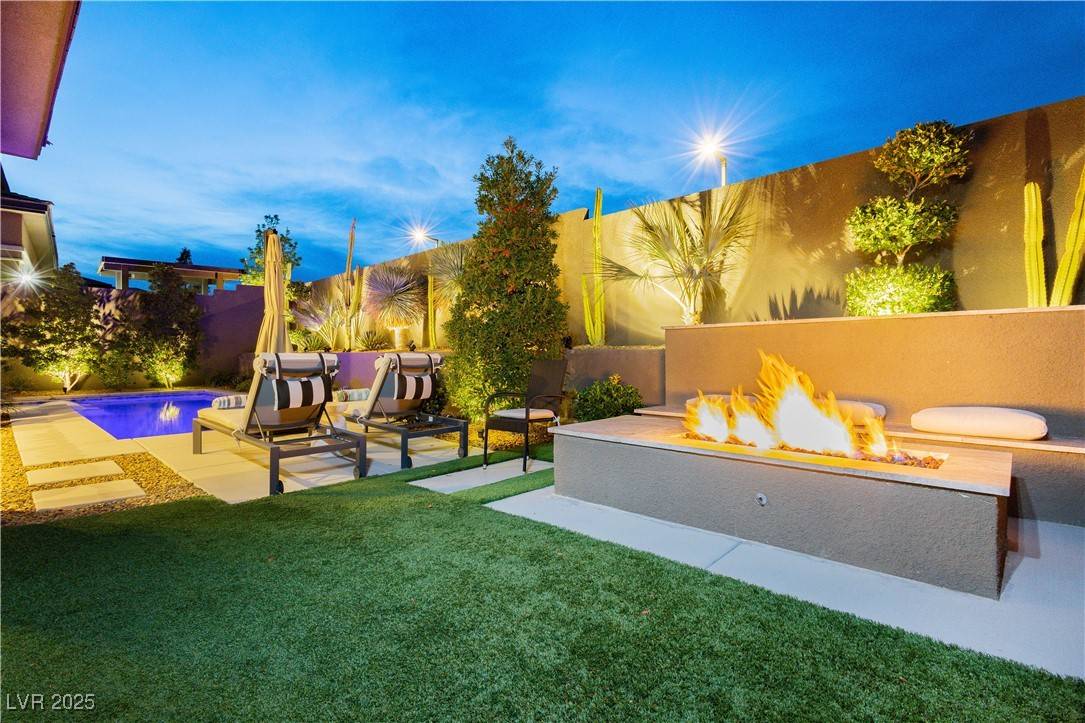 Las Vegas, NV 89138,12382 Tudor Arch DR