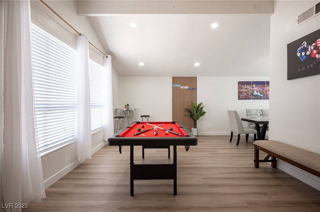 Las Vegas, NV 89103,4493 Fernbrook RD
