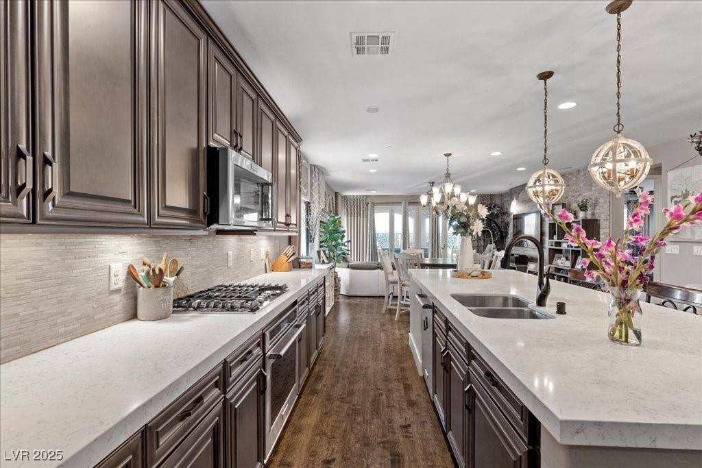 Henderson, NV 89011,3 Vicolo Sebino