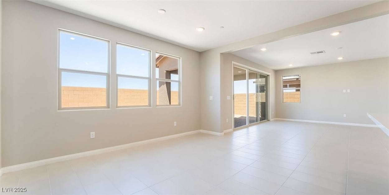 Henderson, NV 89011,769 Cloud Creek ST