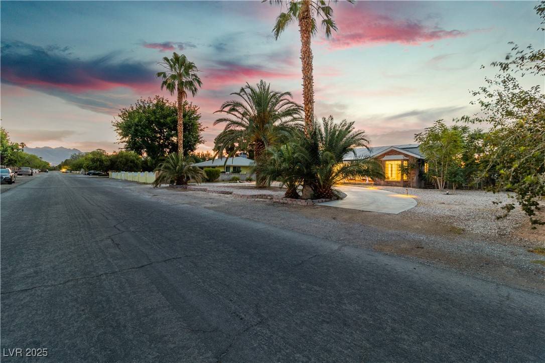 Las Vegas, NV 89108,5486 Alfred DR