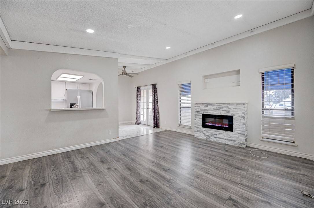 Las Vegas, NV 89146,6109 W Oakey BLVD #C