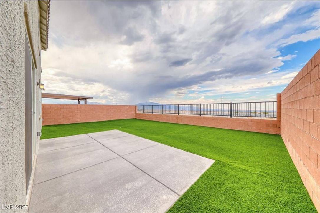 Las Vegas, NV 89166,5668 HILL SPIRE ST