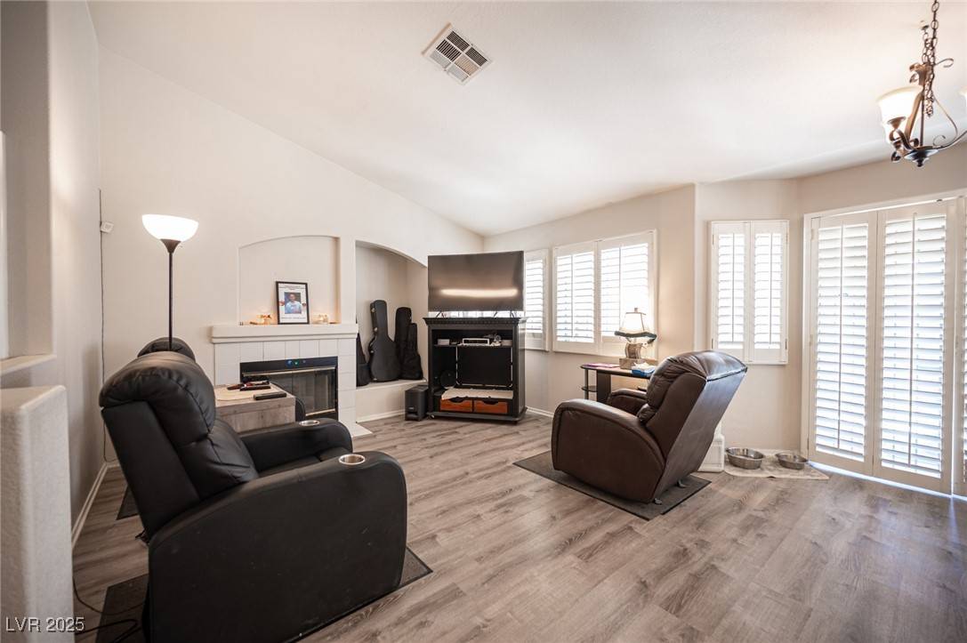 Las Vegas, NV 89147,7231 Sequoia Springs DR