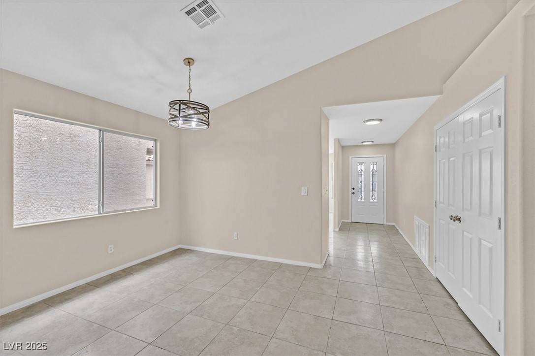 Las Vegas, NV 89130,5820 Royal Castle LN