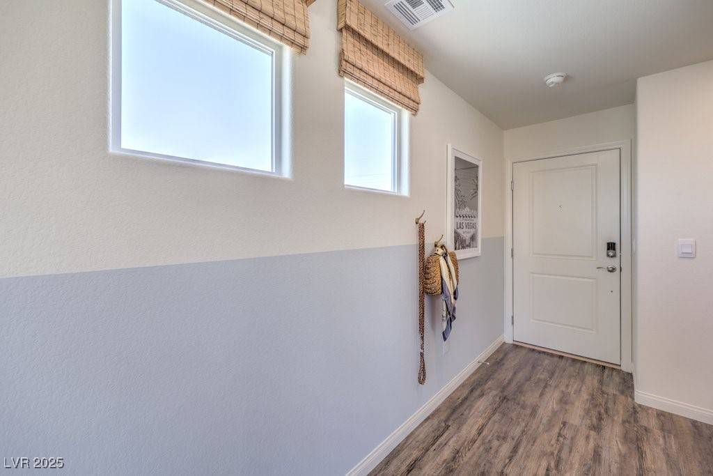 North Las Vegas, NV 89081,2622 BEGONIA FALLS AVE #35