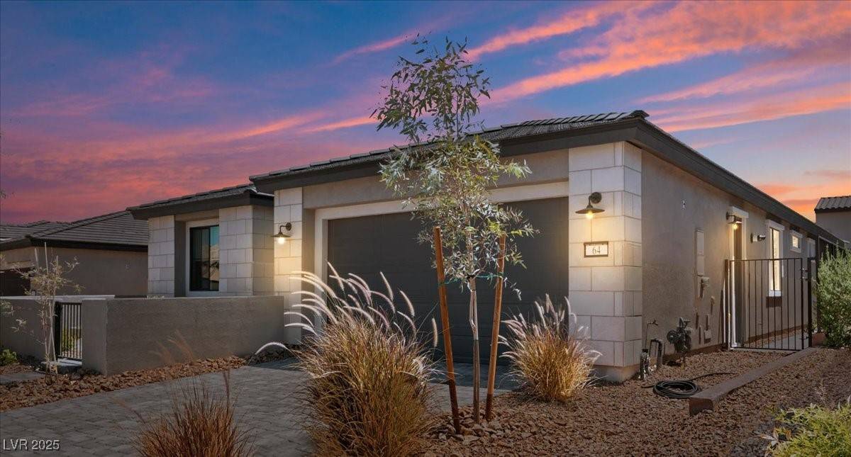 Henderson, NV 89011,64 Lake Oasis ST