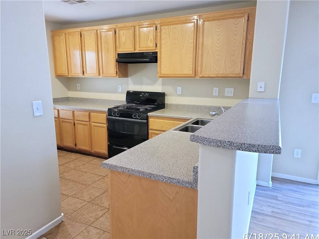 Las Vegas, NV 89129,7337 Ribbon Ridge AVE