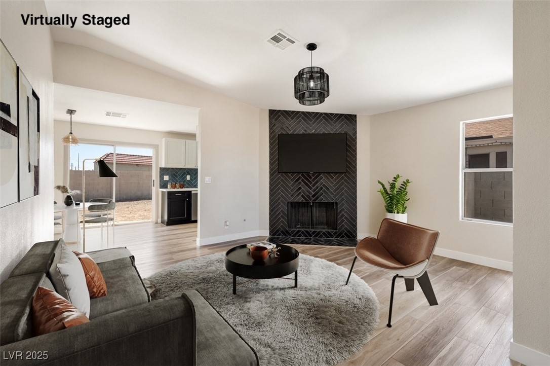Las Vegas, NV 89119,5004 Celebrity CIR