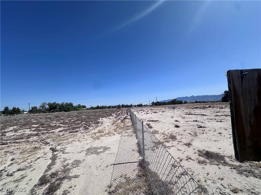 Pahrump, NV 89048,2360 E Gamebird RD