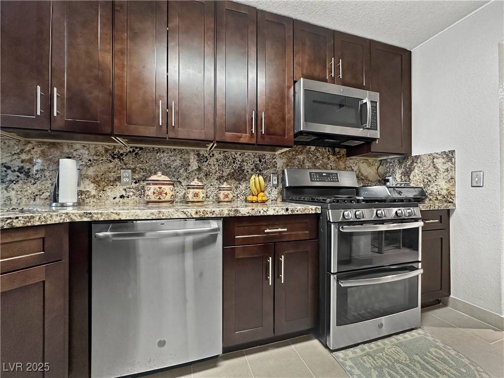 Las Vegas, NV 89147,7952 Lonette AVE