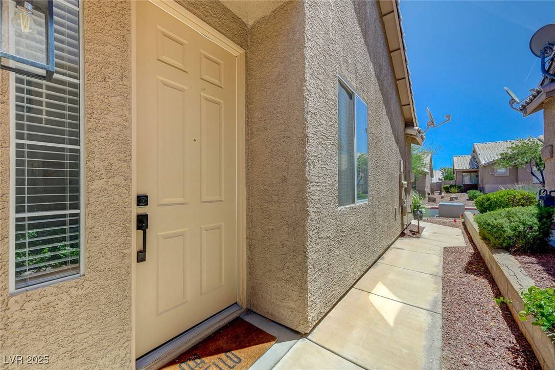 Henderson, NV 89074,201 Crown Imperial ST