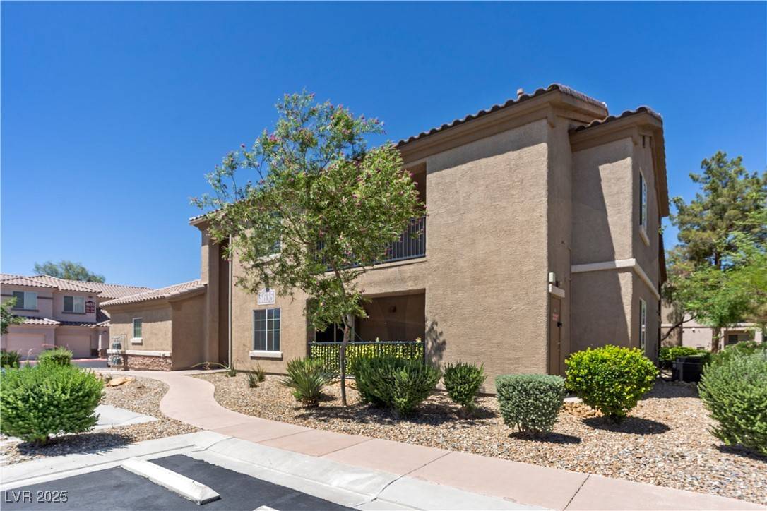North Las Vegas, NV 89084,6635 Caporetto LN #204