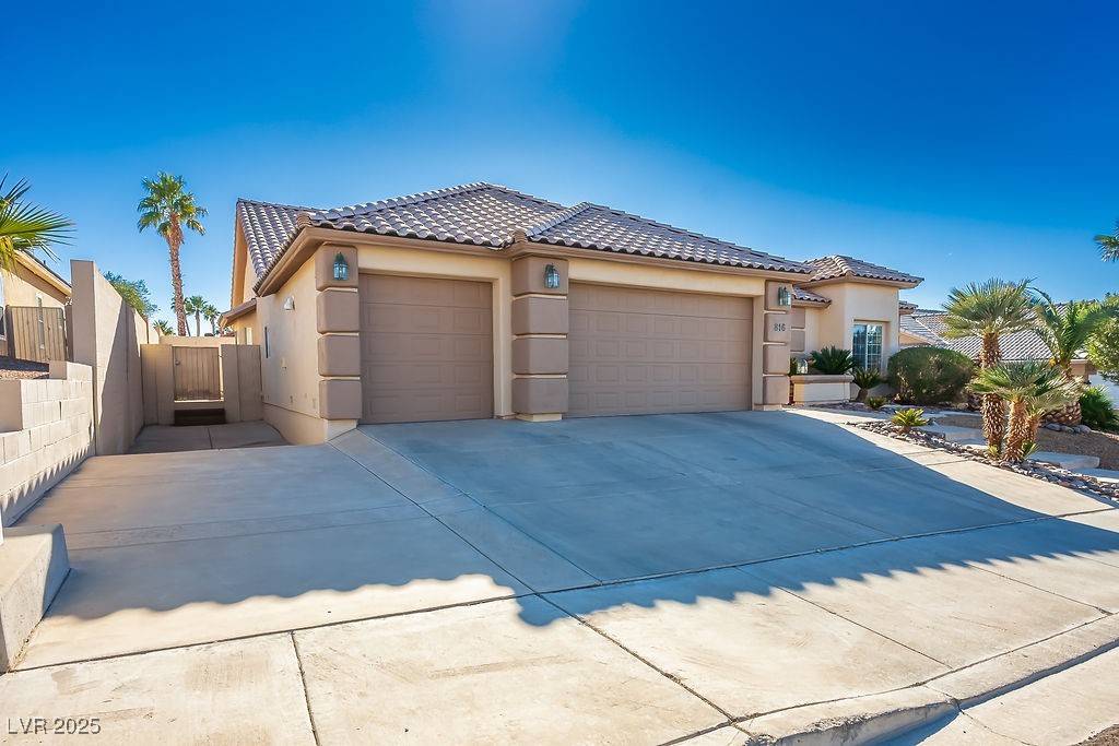 Henderson, NV 89011,816 Sandsprings ST
