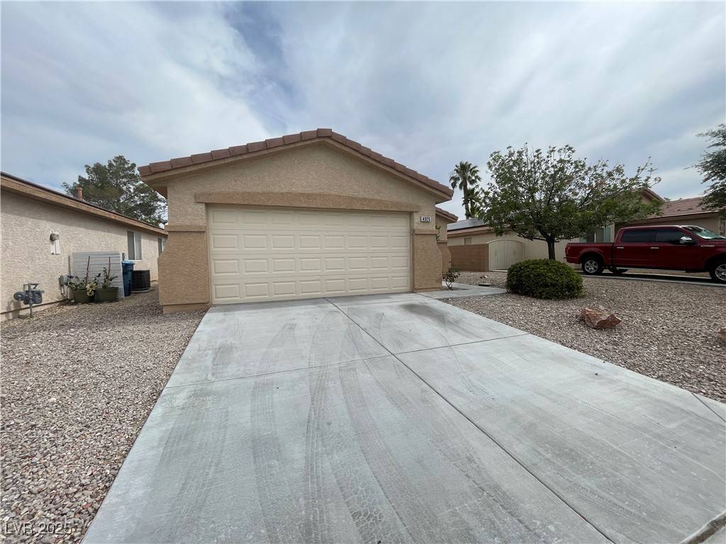 Las Vegas, NV 89131,4925 RIVER SPLASH AVE #-