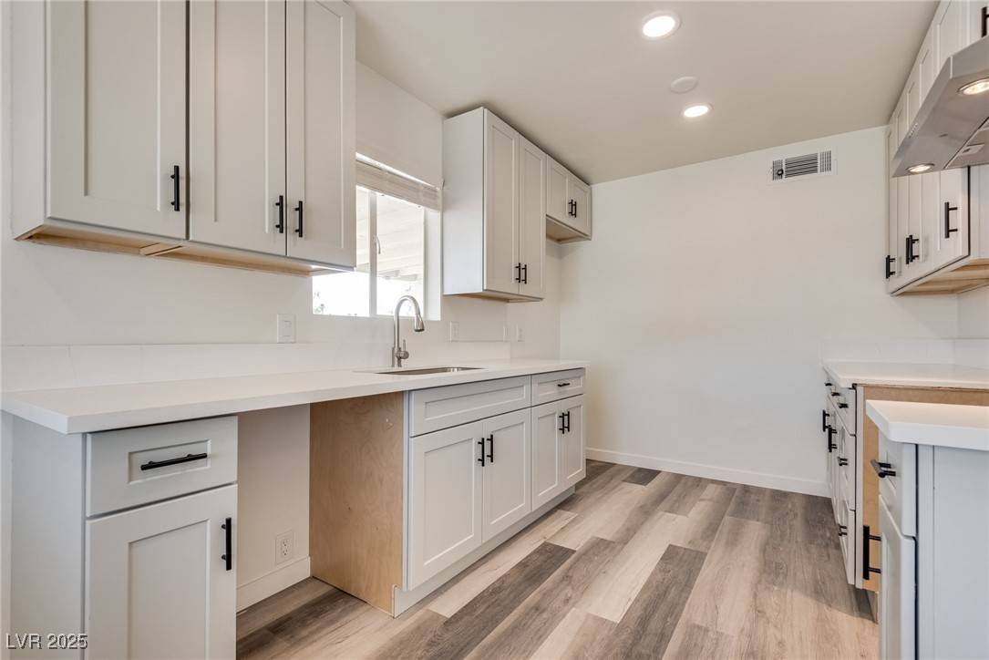 Las Vegas, NV 89107,600 Berry CIR