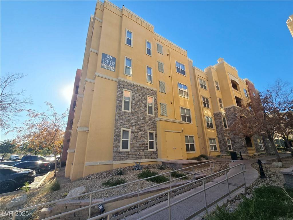 Las Vegas, NV 89123,20 E Serene AVE #104