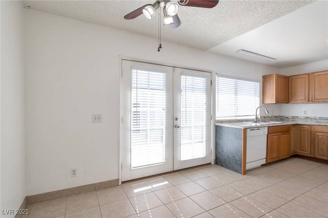 Las Vegas, NV 89102,3164 Richford PL