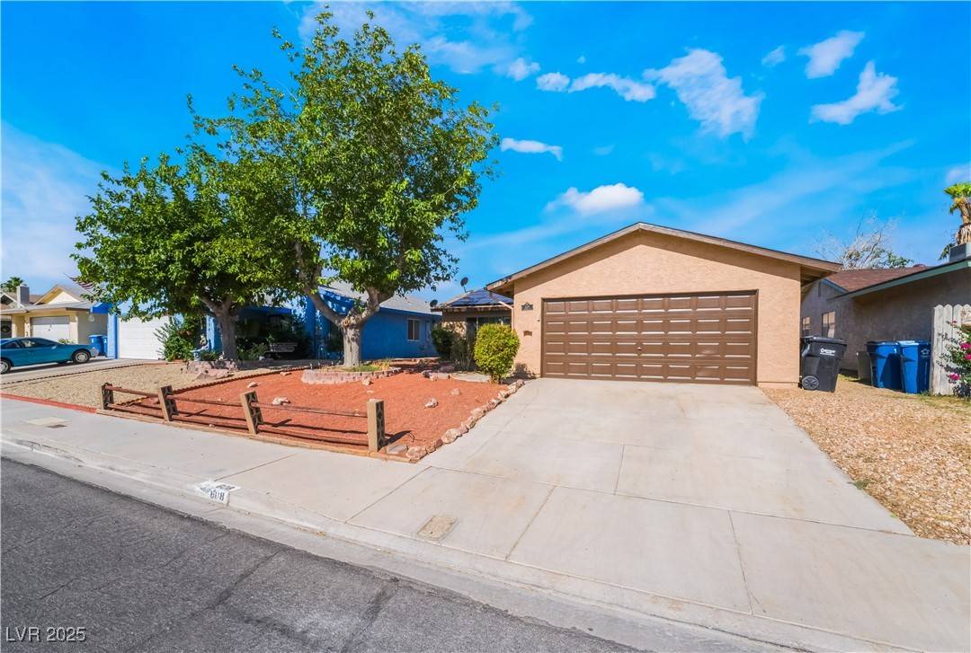 Las Vegas, NV 89107,608 Watkins DR