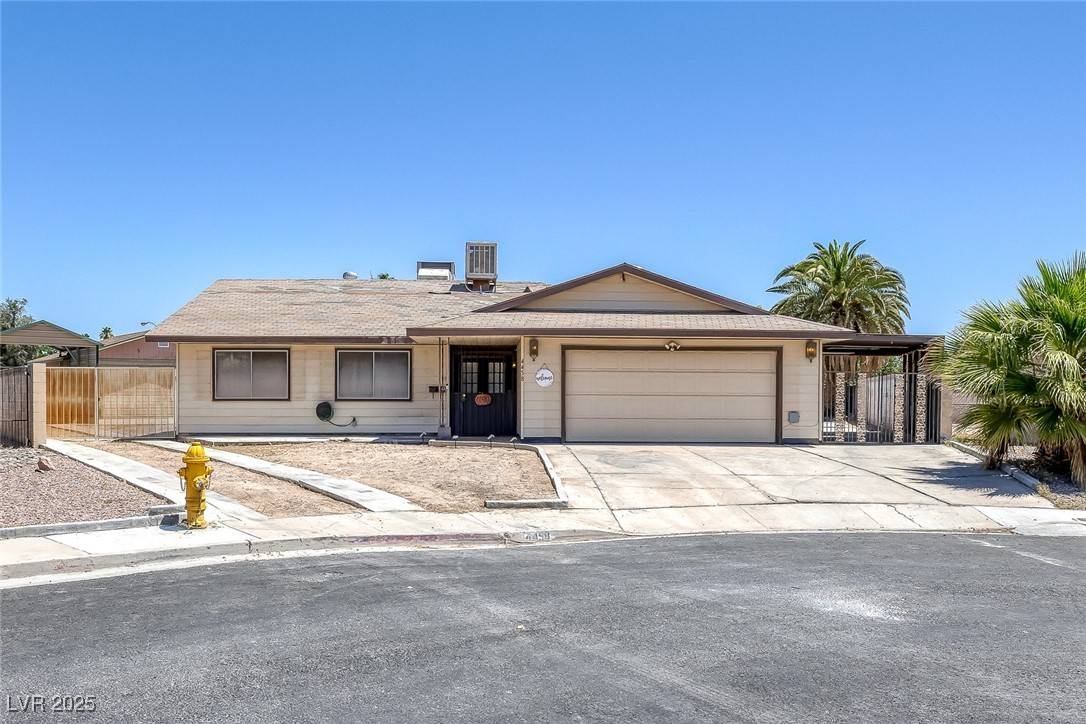 Las Vegas, NV 89121,4458 El Quinta CT