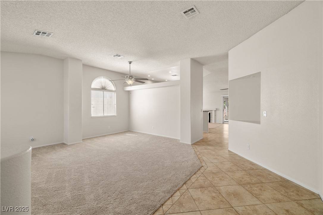 North Las Vegas, NV 89031,3414 Drescina WAY