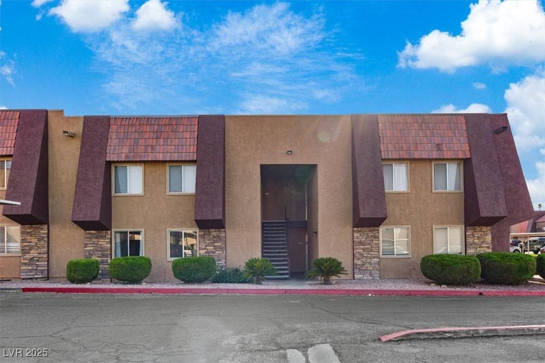 Las Vegas, NV 89103,5200 Indian River DR #301