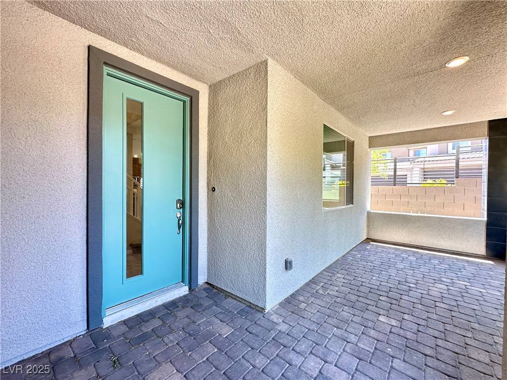 Las Vegas, NV 89138,483 Fairview Hills ST