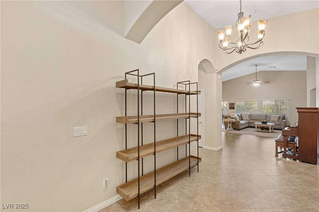 Las Vegas, NV 89130,6413 White Tiger CT