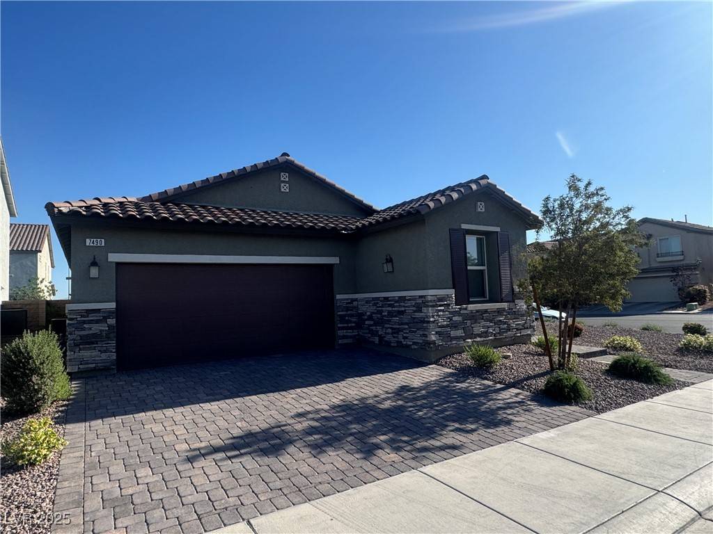 Las Vegas, NV 89113,7490 Lush Oasis AVE