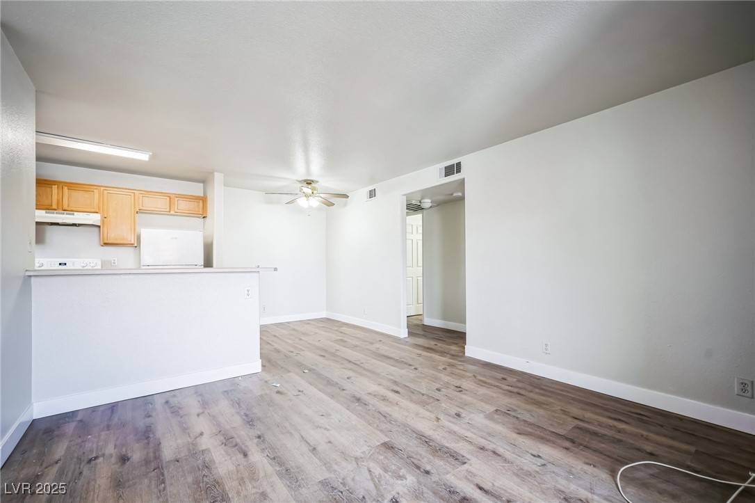 Las Vegas, NV 89142,2978 Juniper Hills BLVD #204