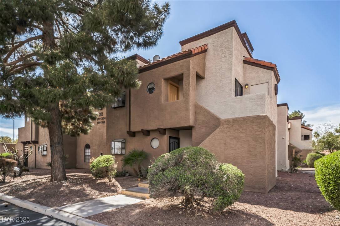 Las Vegas, NV 89142,2978 Juniper Hills BLVD #204