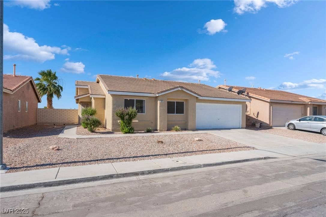 North Las Vegas, NV 89031,2111 Hollow Oak AVE