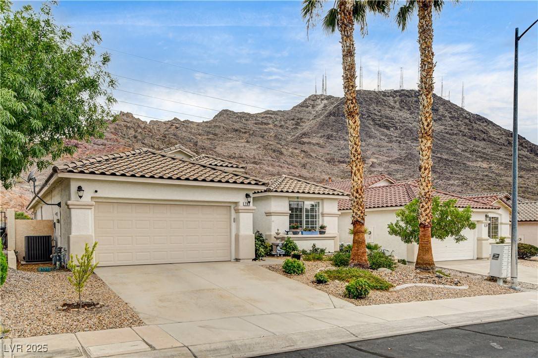 Henderson, NV 89002,703 Jane Eyre PL
