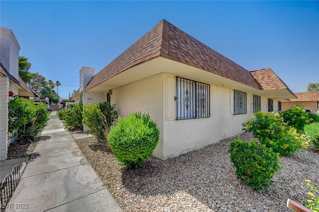 Las Vegas, NV 89121,2732 Heritage CT