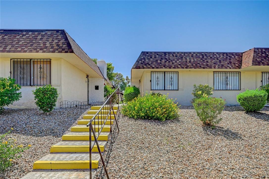 Las Vegas, NV 89121,2732 Heritage CT