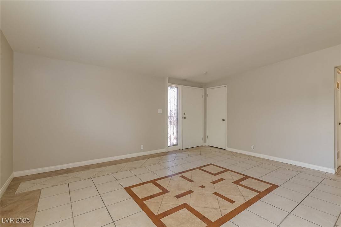 Las Vegas, NV 89169,1612 Capistrano AVE