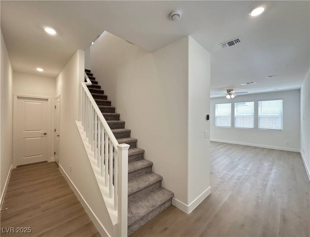 Las Vegas, NV 89113,9162 Benton Woods ST