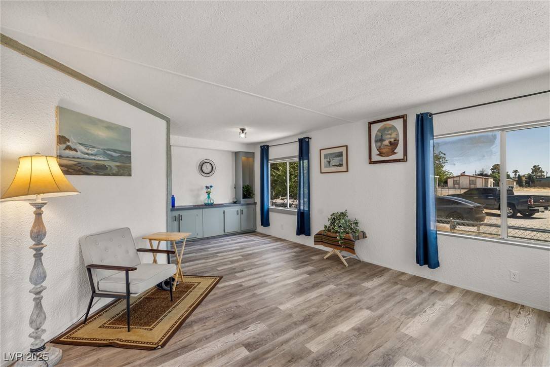 Pahrump, NV 89048,100 W Vegas Valley DR