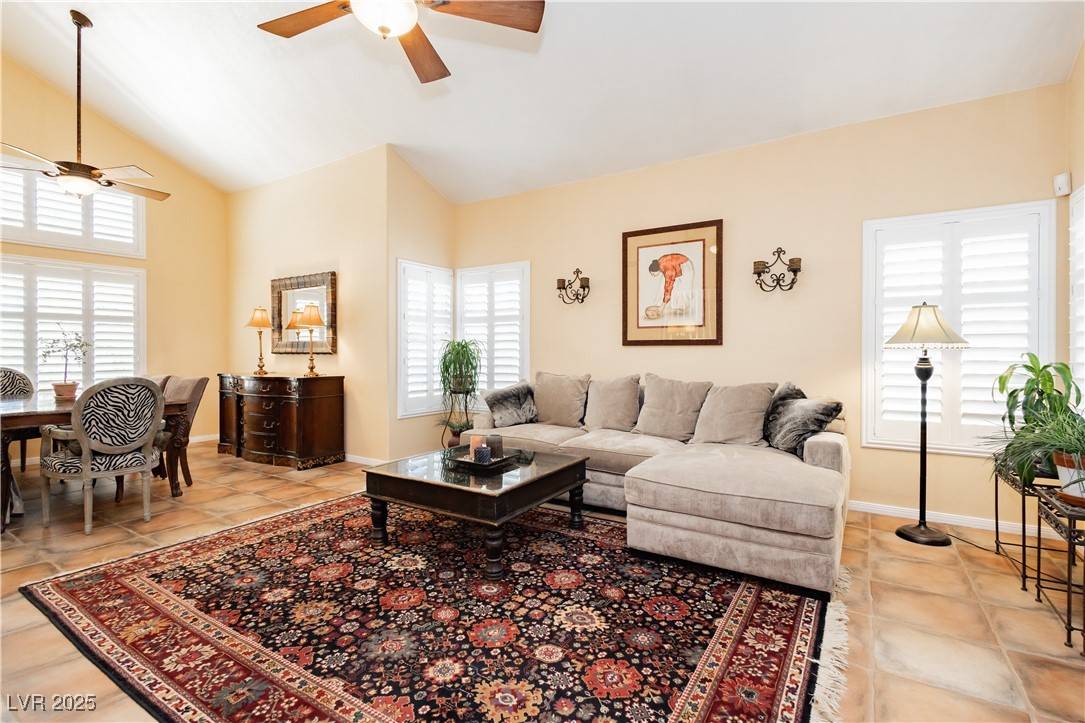Las Vegas, NV 89117,8875 Tidal Bay DR