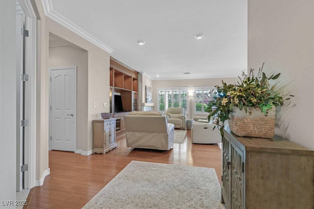 Henderson, NV 89044,2385 Orangeburg PL