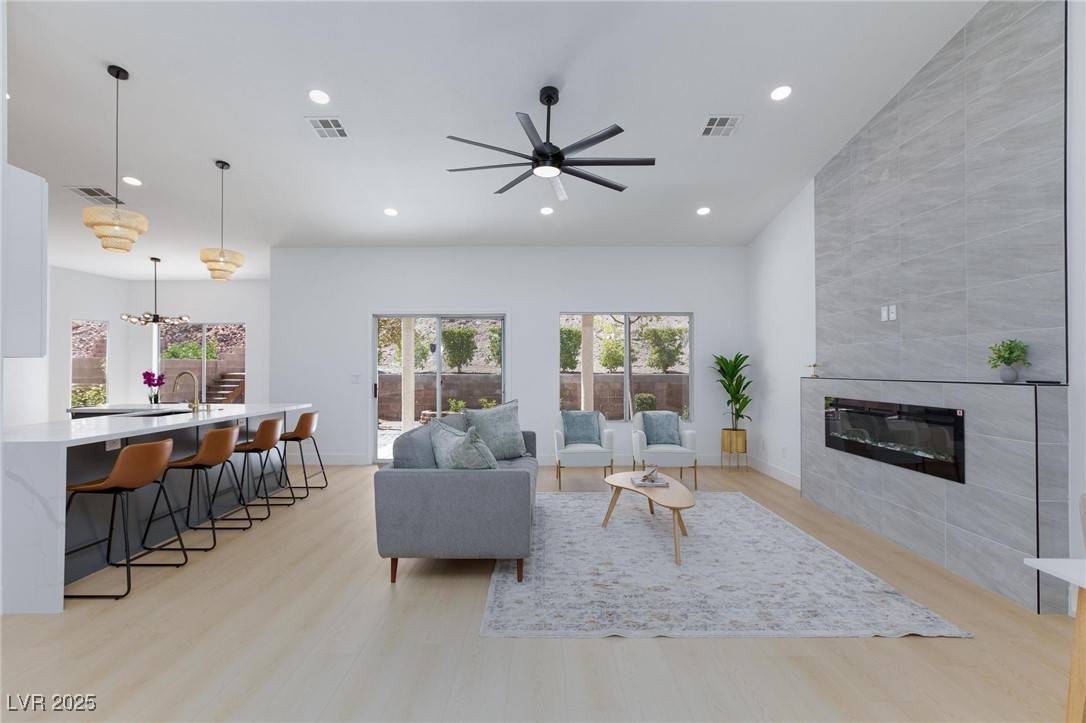 Henderson, NV 89052,2475 Sedona Cedar AVE