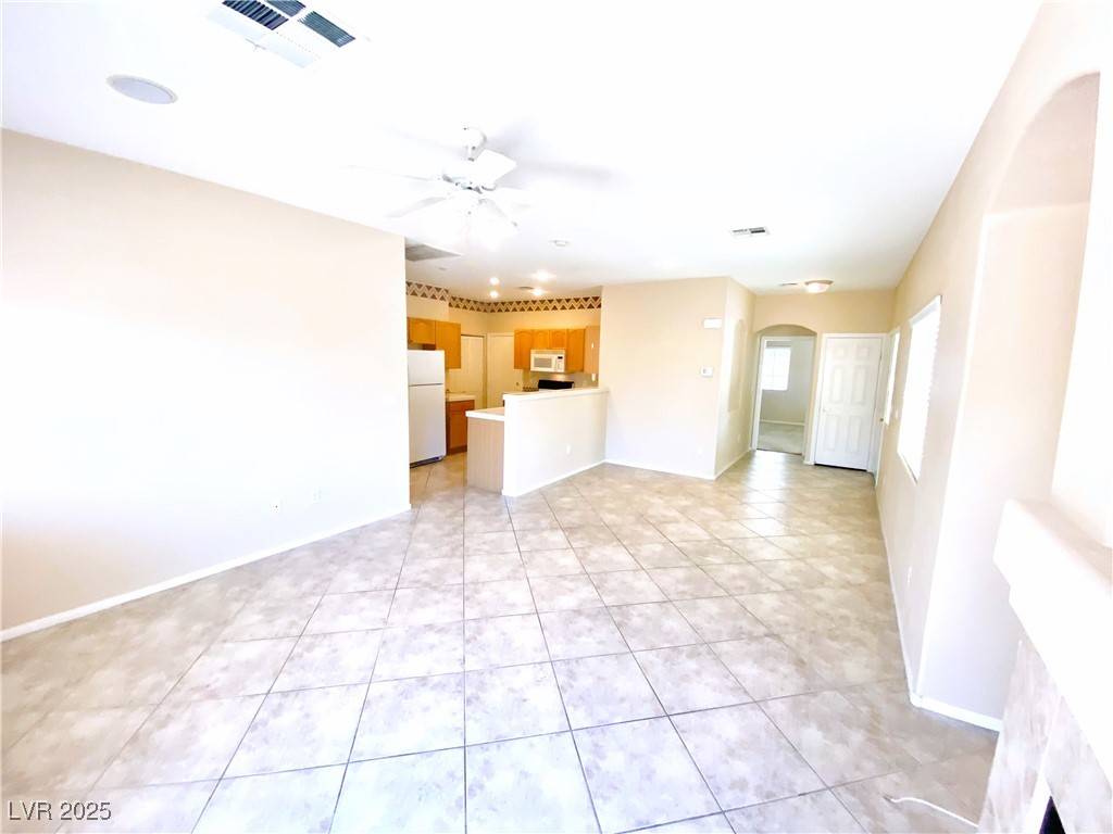 Henderson, NV 89052,259 QUEENS CT