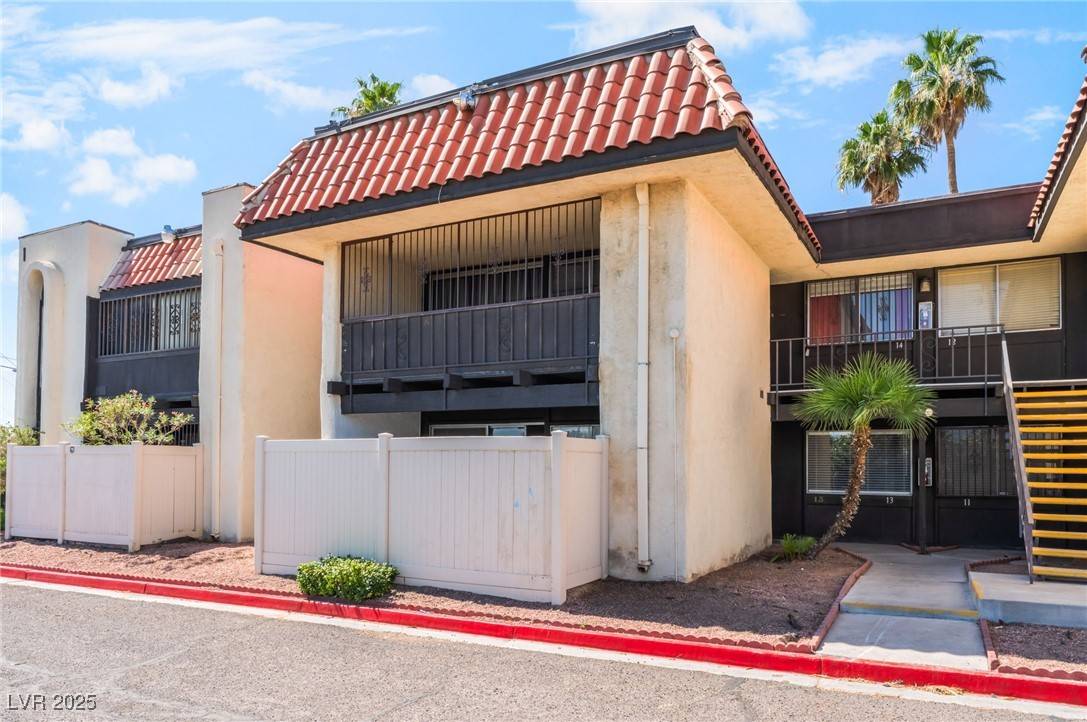 Las Vegas, NV 89169,1440 Vegas Valley DR #13