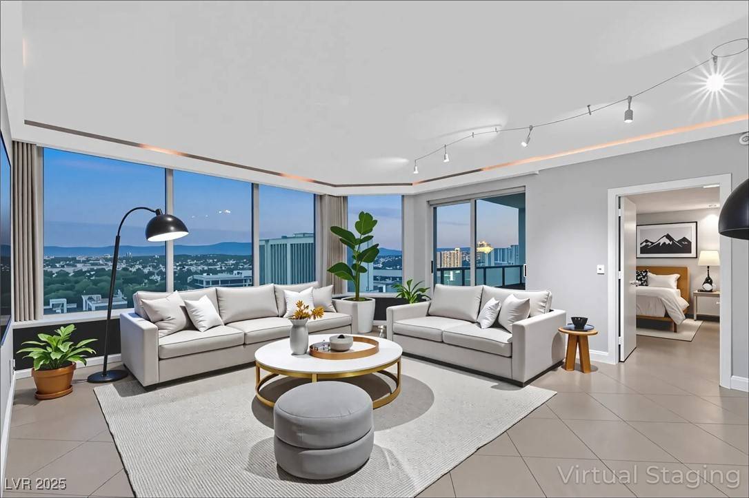 Las Vegas, NV 89109,322 Karen AVE #2501