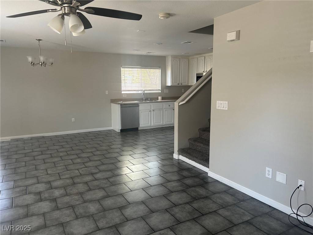 Las Vegas, NV 89129,7244 Early Pioneer AVE