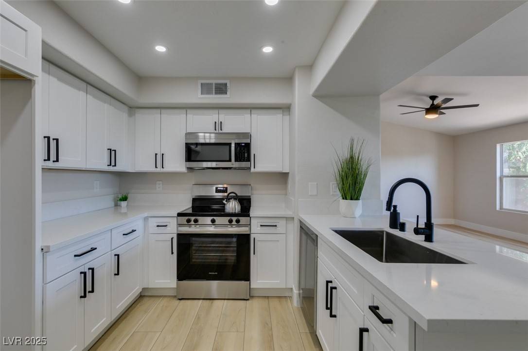 Las Vegas, NV 89183,555 E Silverado Ranch BLVD #2129