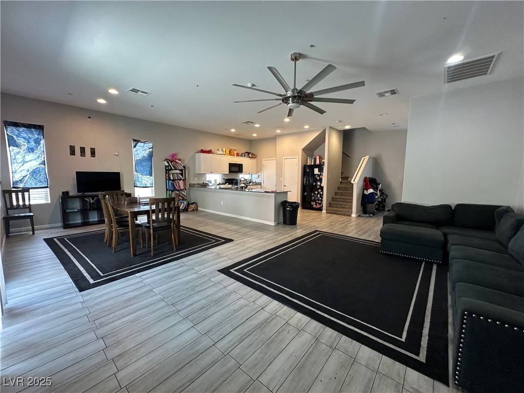 North Las Vegas, NV 89084,6450 Cinnamon Hazlenut ST