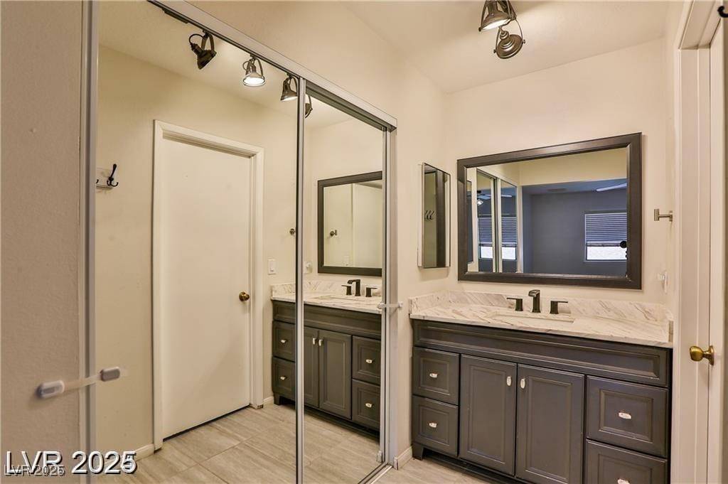 Henderson, NV 89002,722 Barrie CT