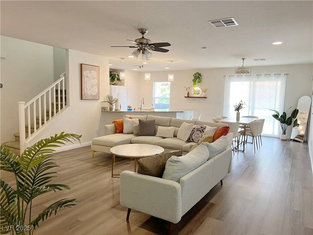 Las Vegas, NV 89148,9205 Valley Betica AVE